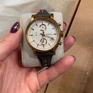FOSSIL WATCH